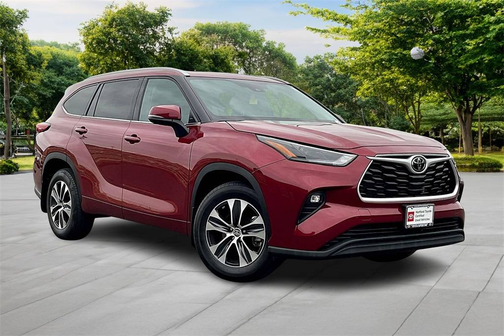 2022 Toyota Highlander XLE — SUV — 30,257 mi — Hartford, CT