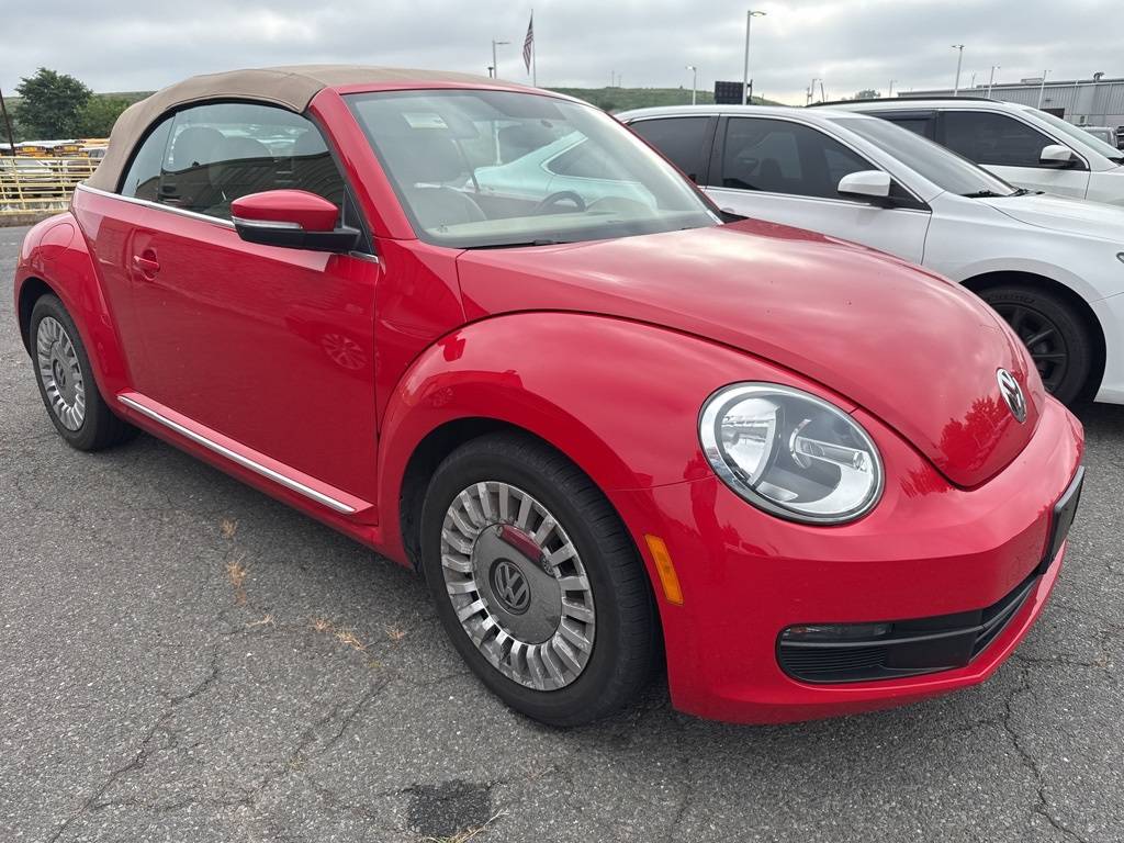 2013 Volkswagen Beetle 2.5 — Convertible — 49,793 mi — Hartford, CT