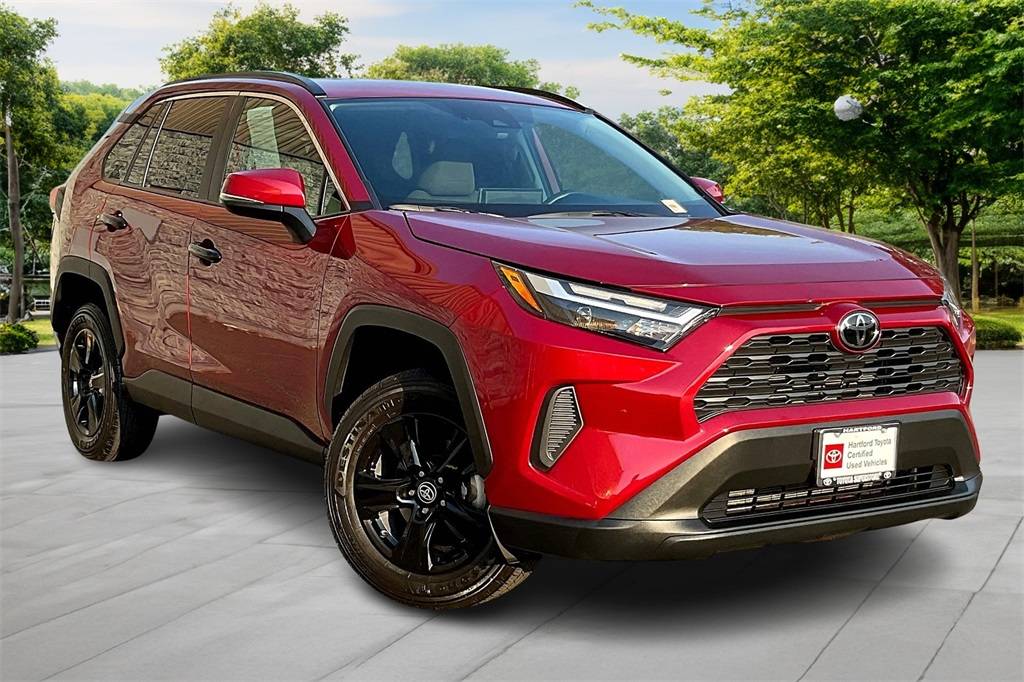 2024 Toyota RAV4 XLE — SUV — 21,697 mi — Hartford, CT