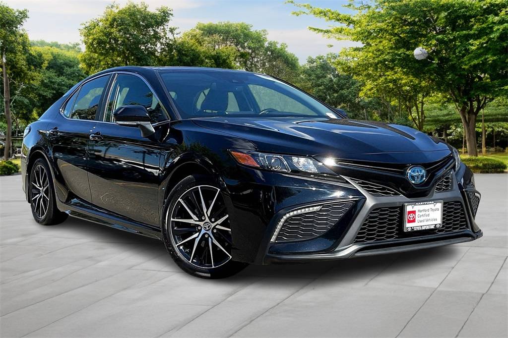 2023 Toyota Camry Hybrid SE — Sedan — 25,434 mi — Hartford, CT