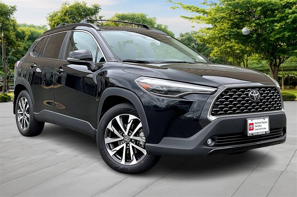 2024 Toyota Corolla Cross XLE — SUV — 5,874 mi — Hartford, CT
