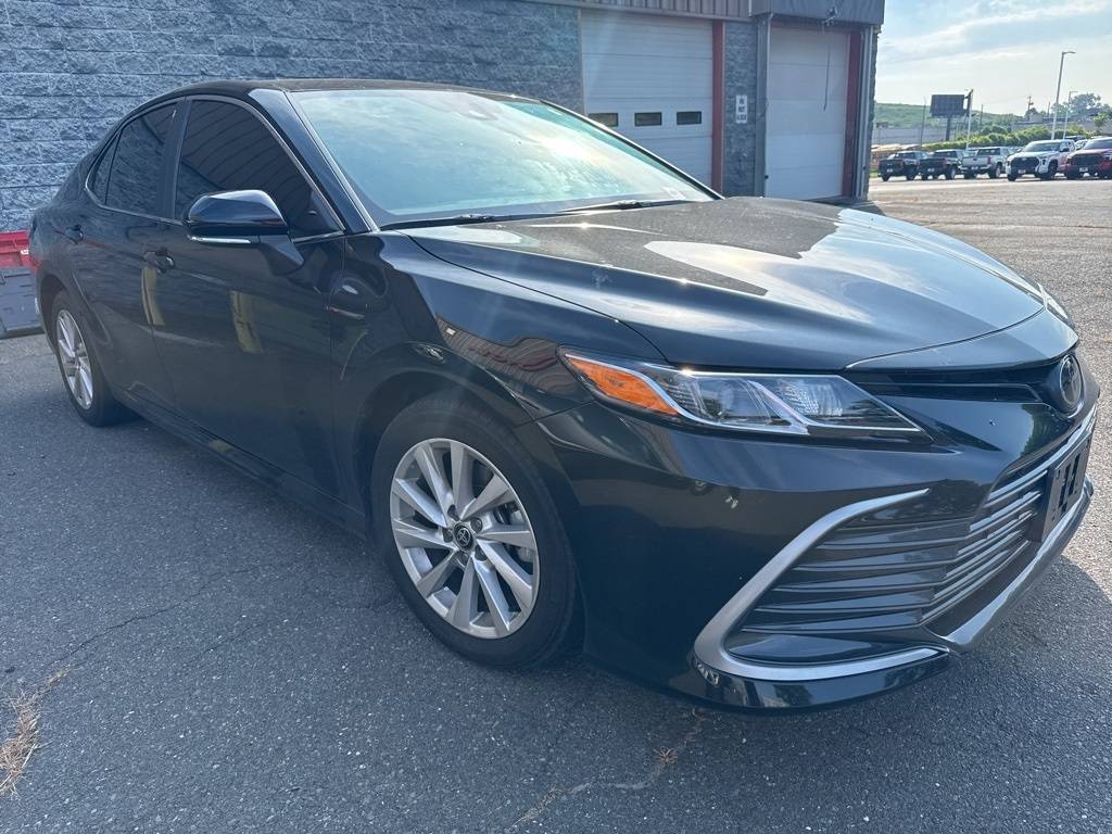 2022 Toyota Camry LE — Sedan — 37,522 mi — Hartford, CT