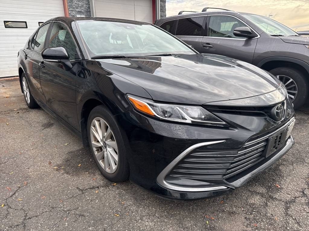 2023 Toyota Camry LE — Sedan — 37,771 mi — Hartford, CT
