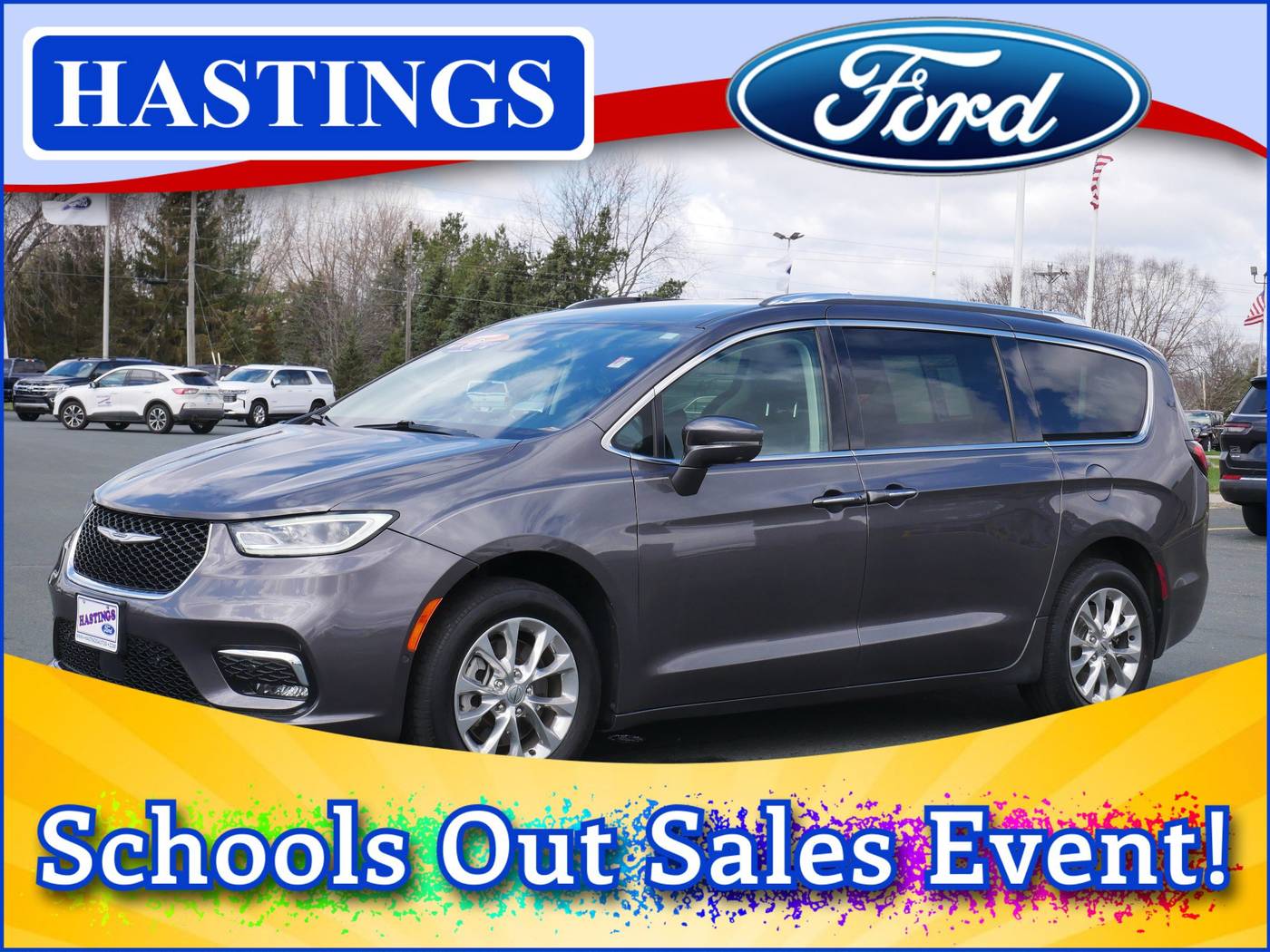 2021 Chrysler Pacifica Touring L — Minivan — 66,972 mi — Hastings, MN