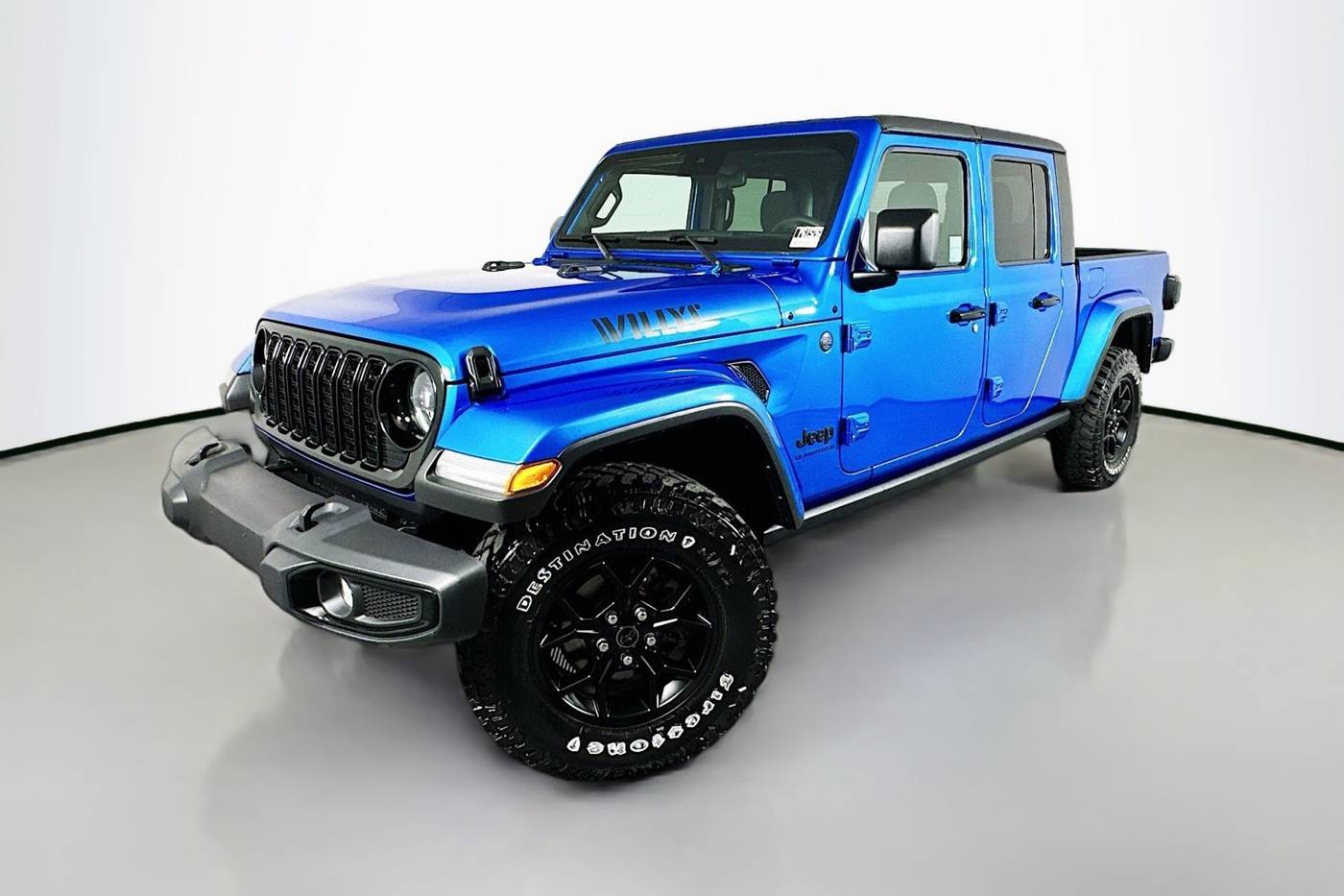 2024 Jeep Gladiator Willys — Pickup Truck — 23,666 mi — Signal Hill, CA