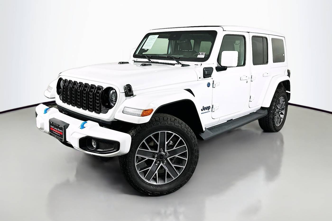 2024 Jeep Wrangler High Altitude — SUV — 13,751 mi — Signal Hill, CA