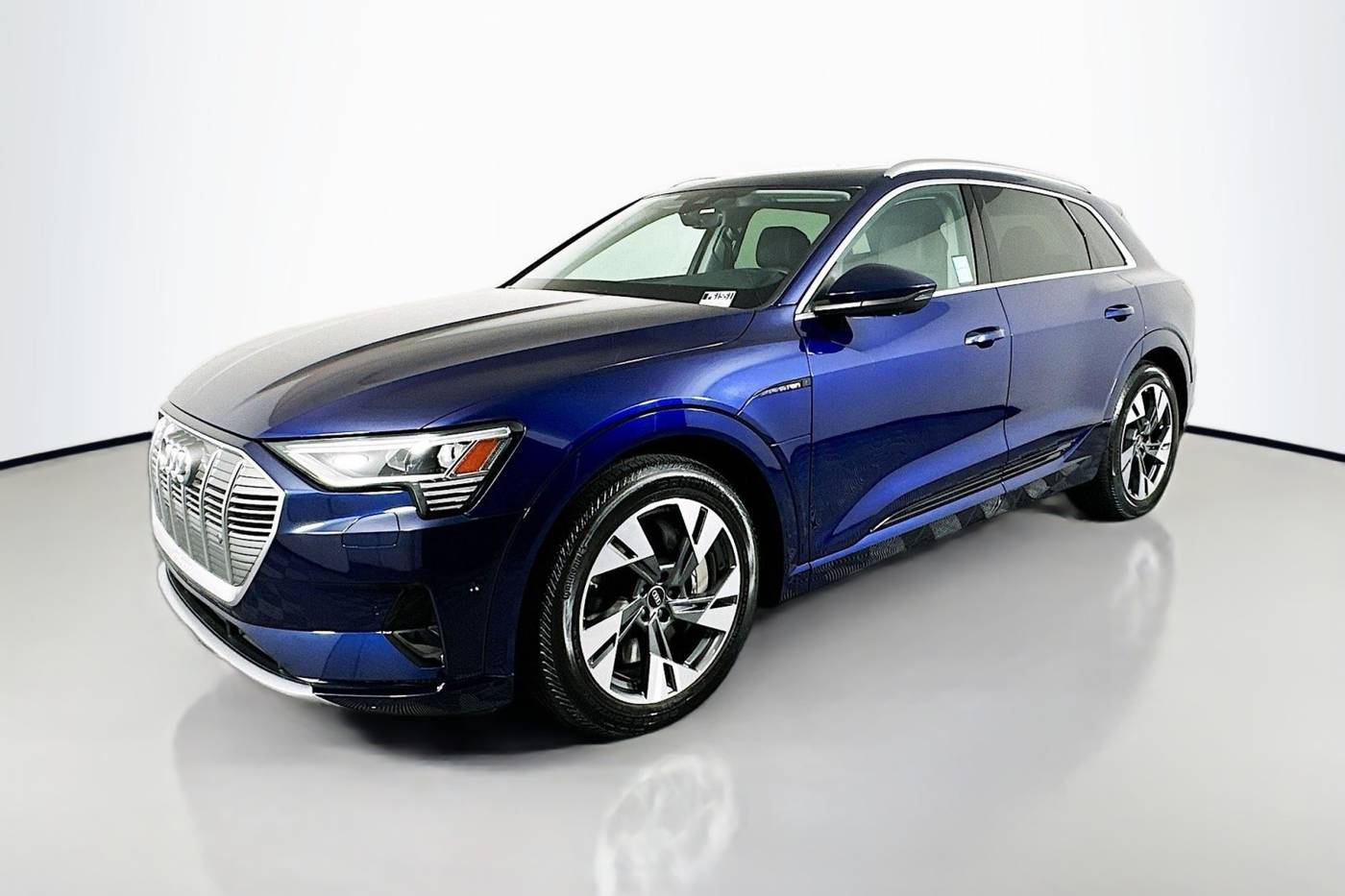 2023 Audi e-tron Premium Plus — SUV — 19,429 mi — Signal Hill, CA
