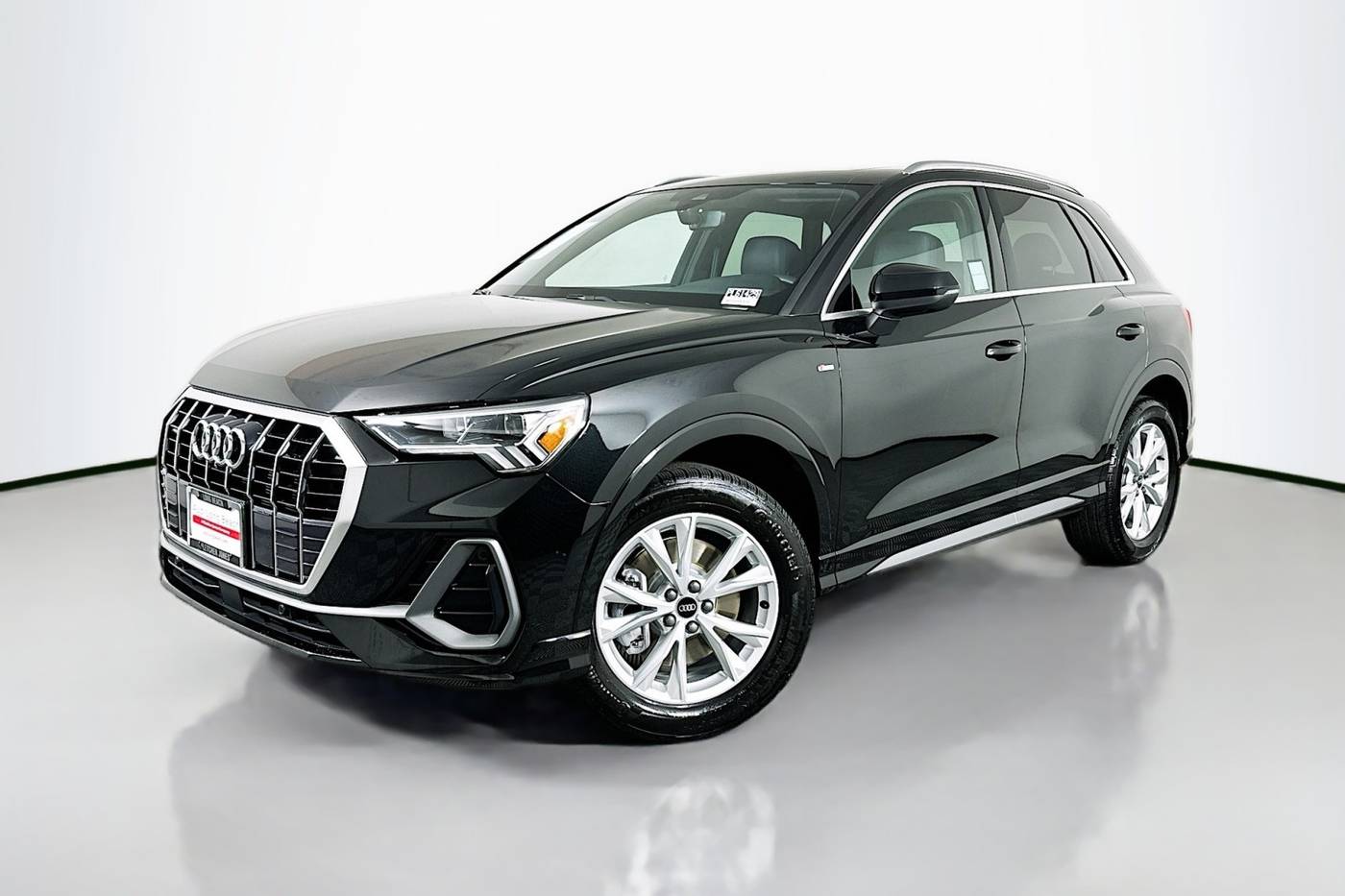 2025 Audi Q3 S line Premium Plus — SUV — 1,804 mi — Signal Hill, CA
