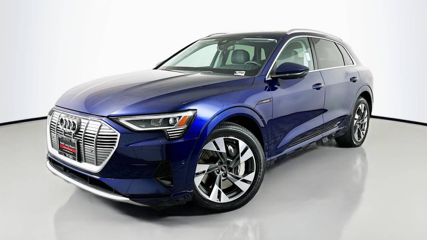 2023 Audi e-tron quattro Premium Plus