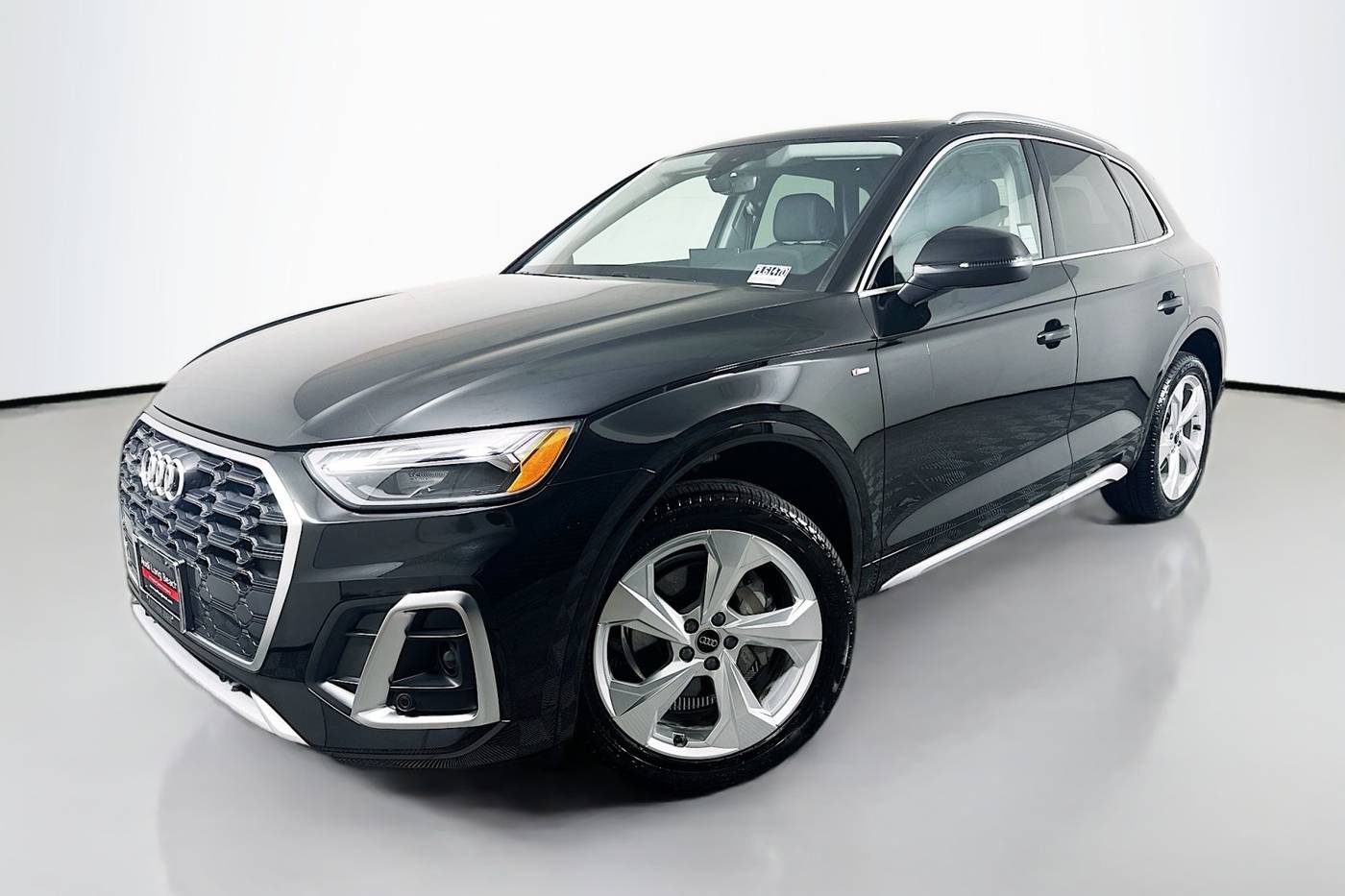 2025 Audi Q5 Premium Plus — SUV — 6,151 mi — Signal Hill, CA