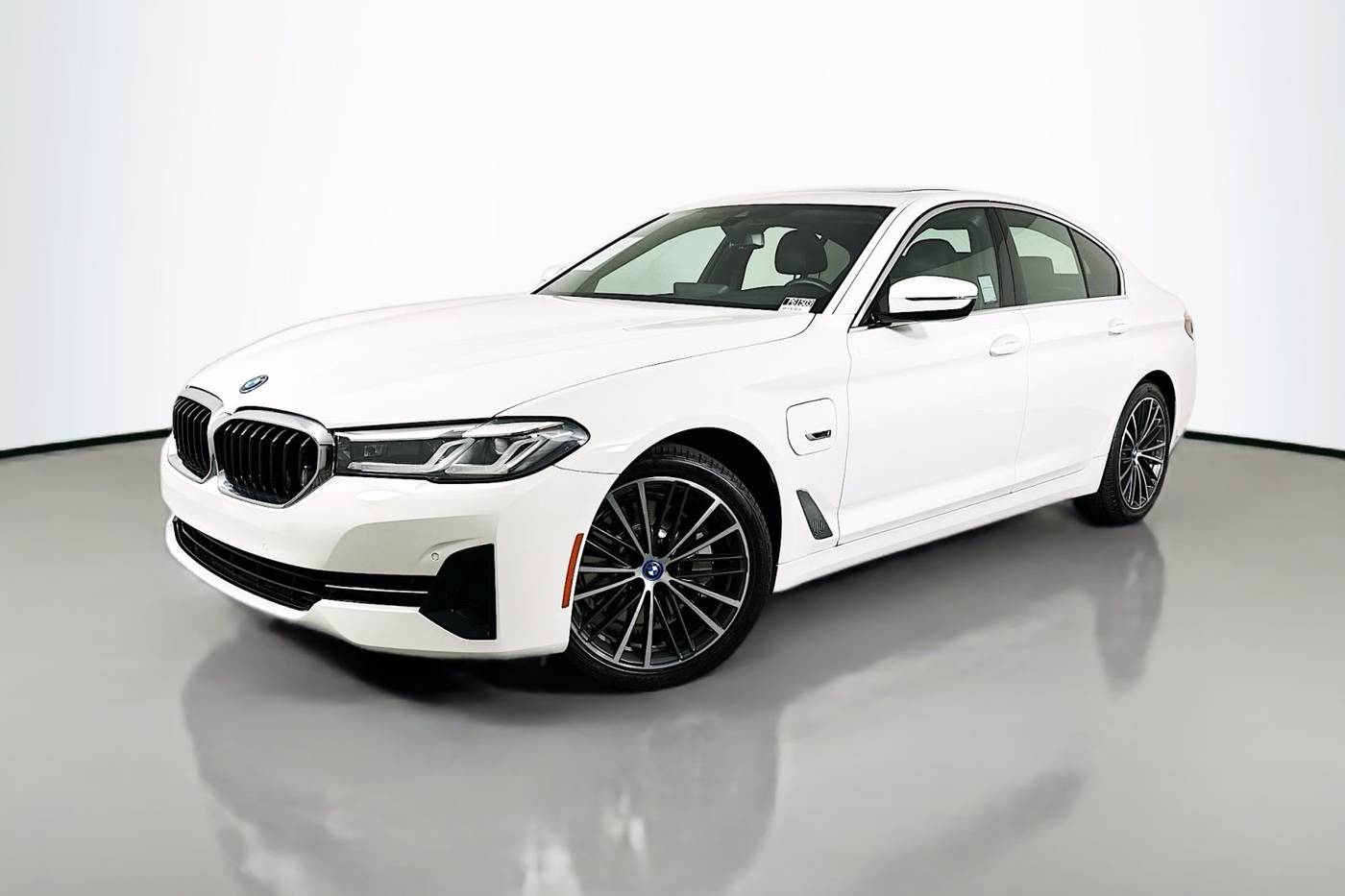 2023 BMW 5 Series 530e — Sedan — 49,078 mi — Signal Hill, CA