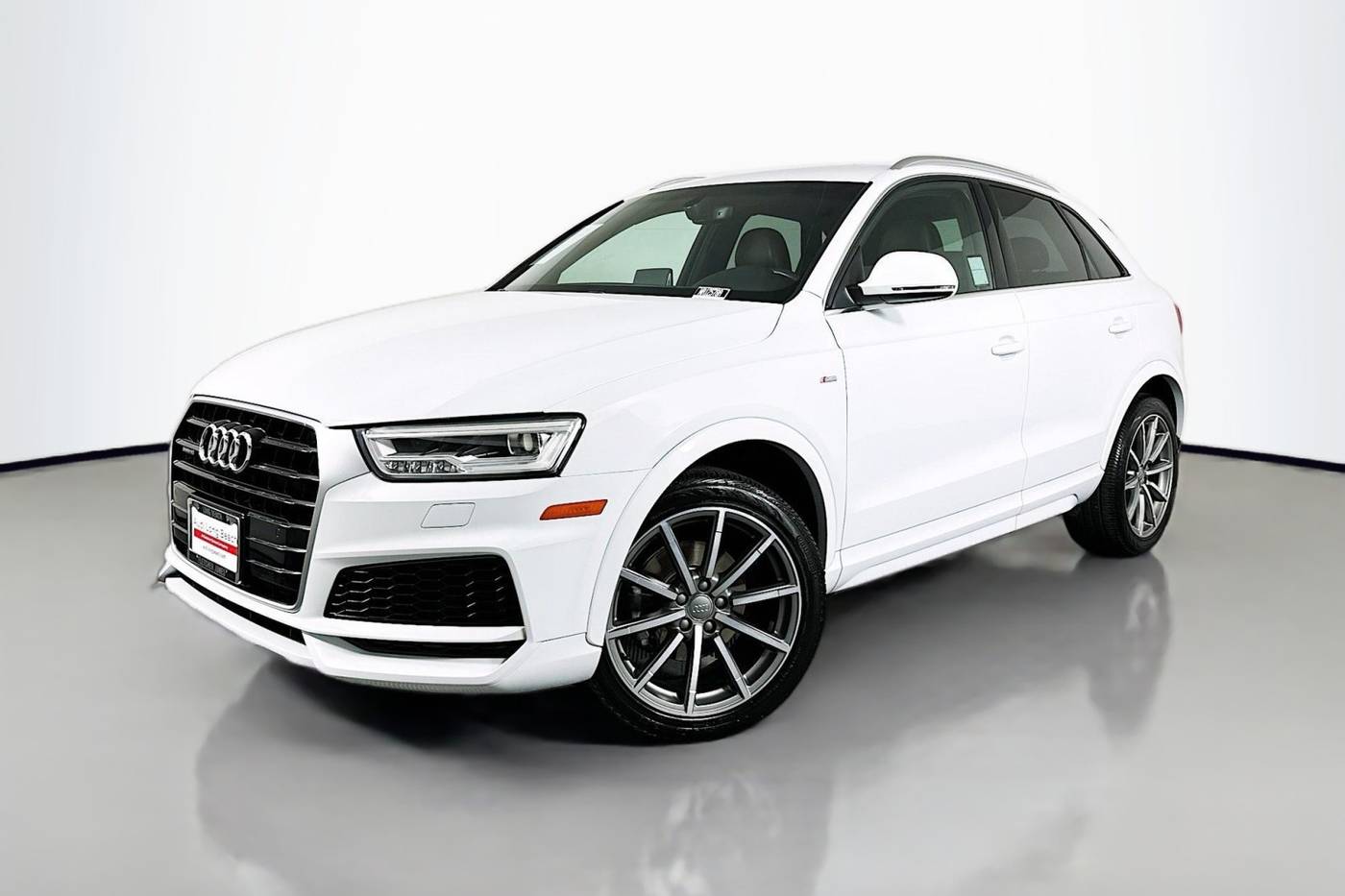 2018 Audi Q3 Premium Plus — SUV — 33,522 mi — Signal Hill, CA
