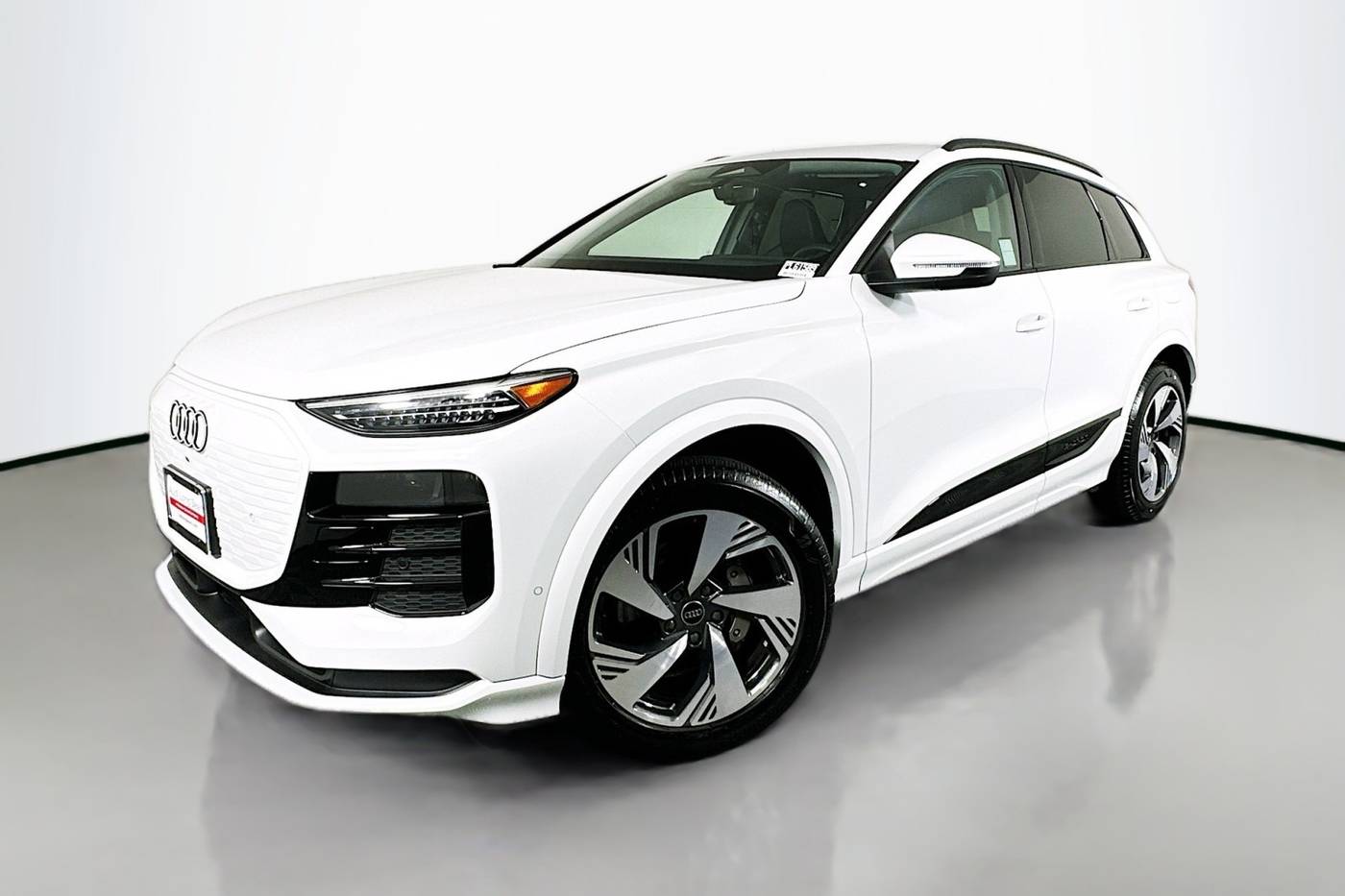 2025 Audi Q6 e-tron Premium Plus — SUV — 2,940 mi — Signal Hill, CA