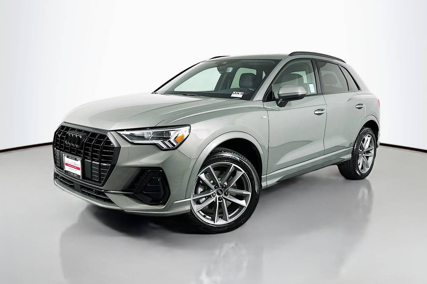 2024 Audi Q3 S line Premium — SUV — 3,384 mi — Signal Hill, CA