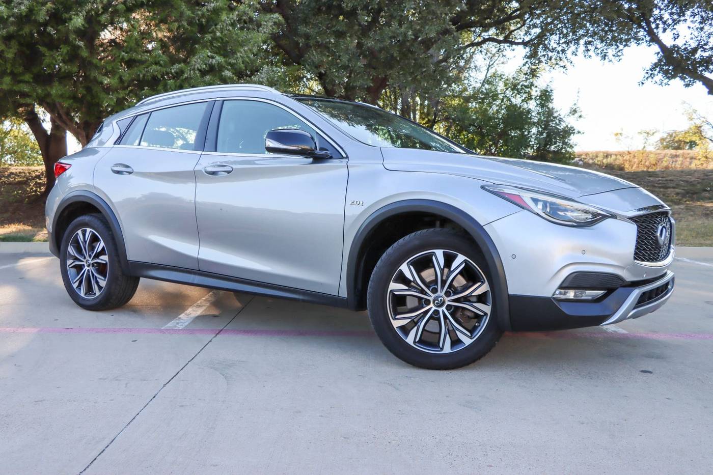 2017 INFINITI QX30 Premium — SUV — 65,381 mi — Fort Worth, TX
