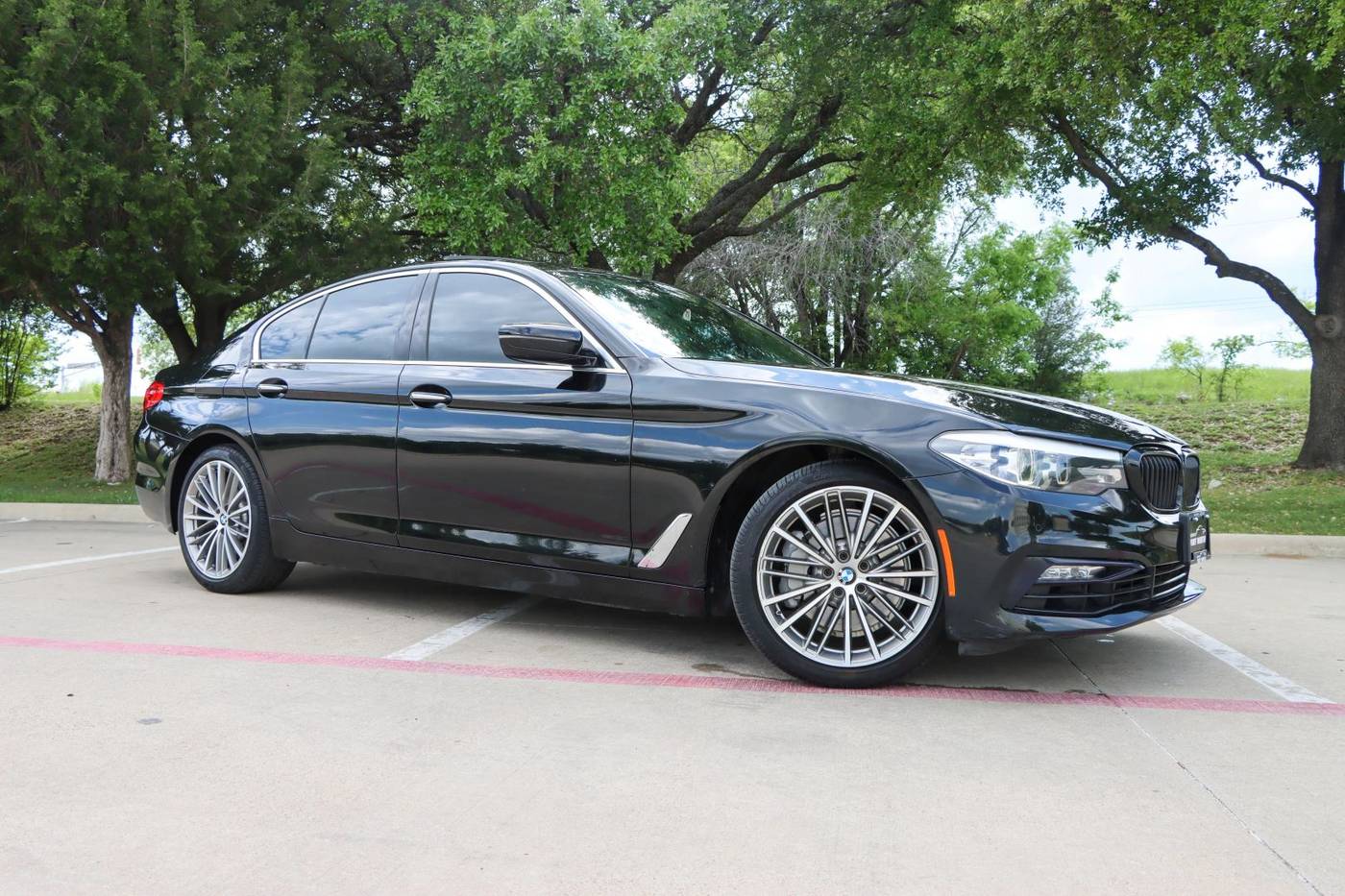 2018 BMW 5 Series 540i