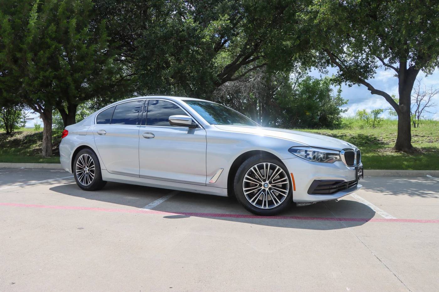 2019 BMW 5 Series 530i