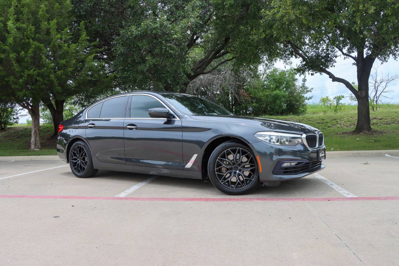 2018 BMW 5 Series 530i