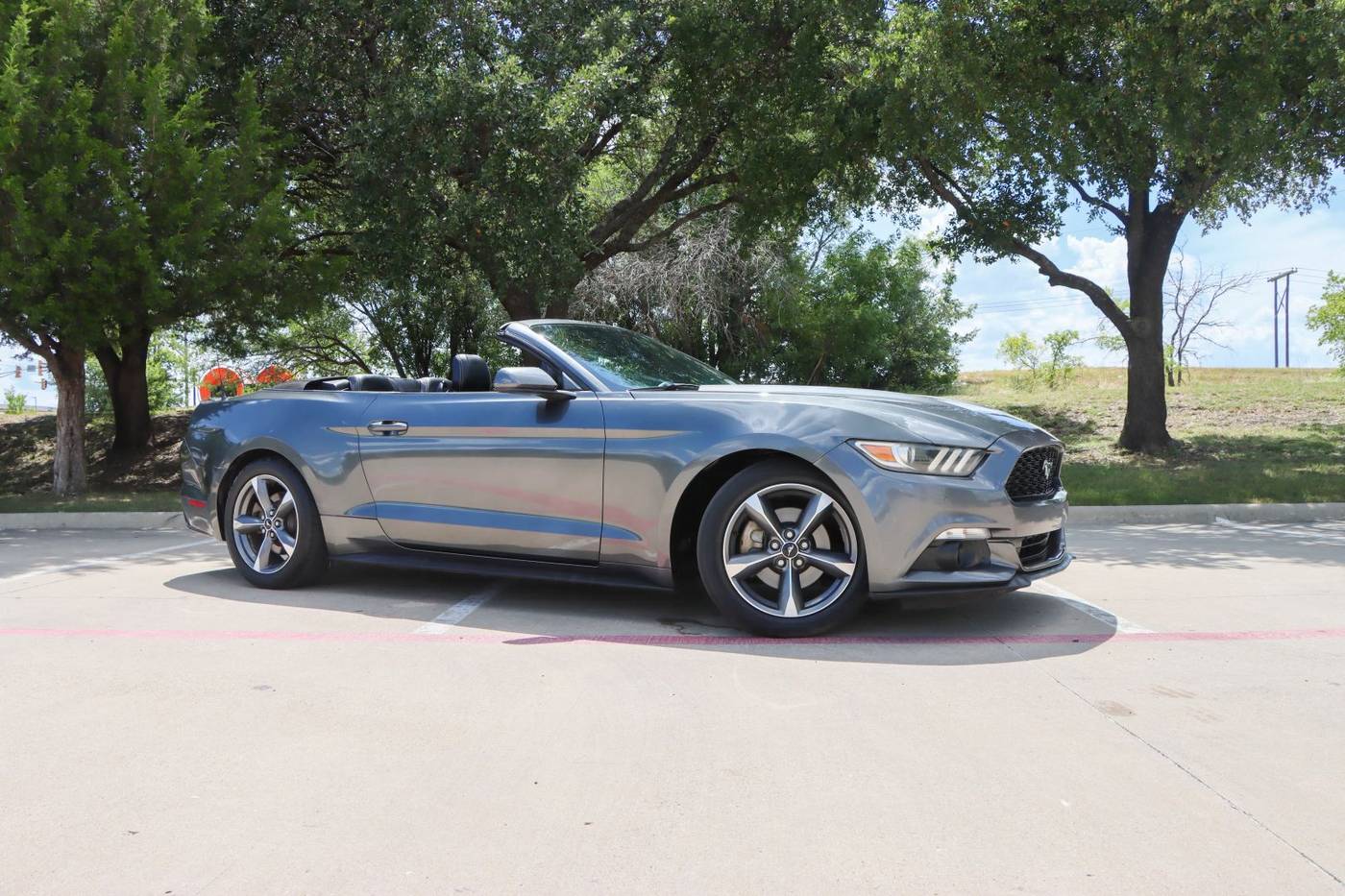 2015 Ford Mustang V6