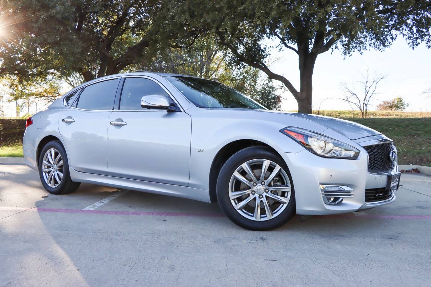 2015 Infiniti Q70 3.7