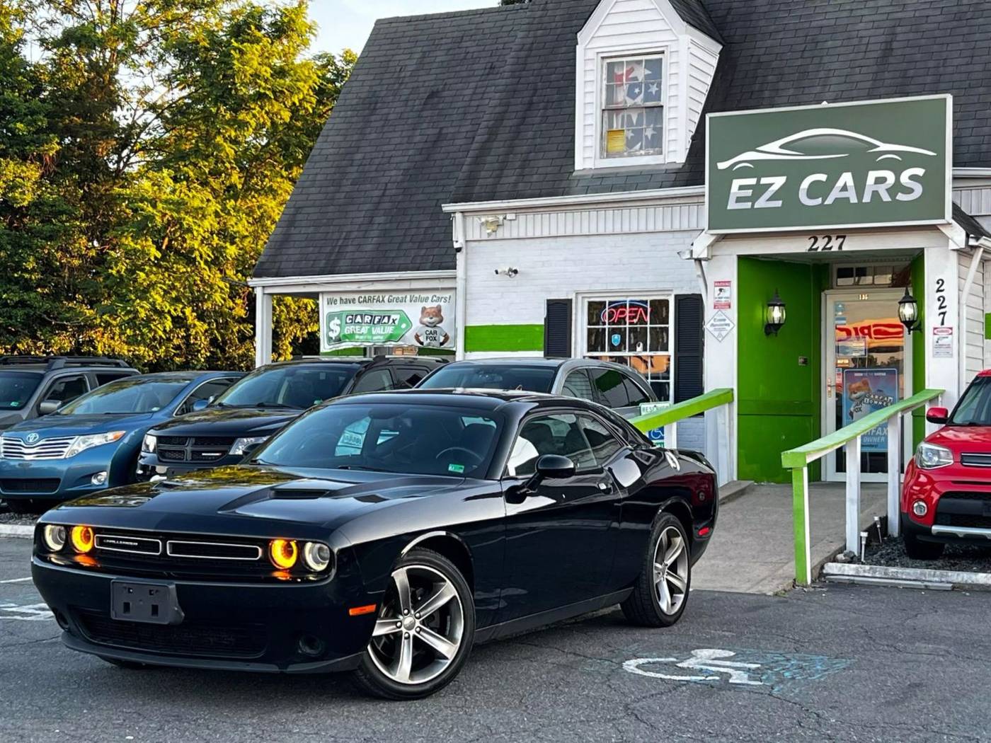 2015 Dodge Challenger SXT — Coupe — 108,828 mi — Stafford, VA