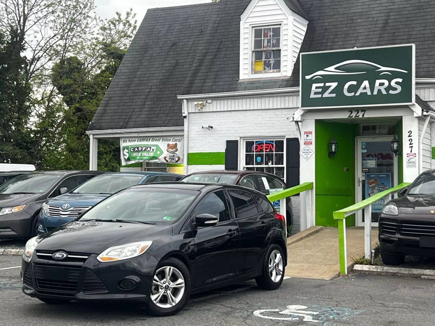 2014 Ford Focus SE — Hatchback — 113,028 mi — Stafford, VA