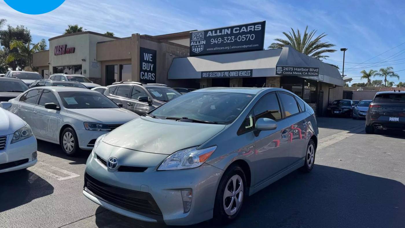 2015 Toyota Prius Two — Hatchback — 191,025 mi — Costa Mesa, CA