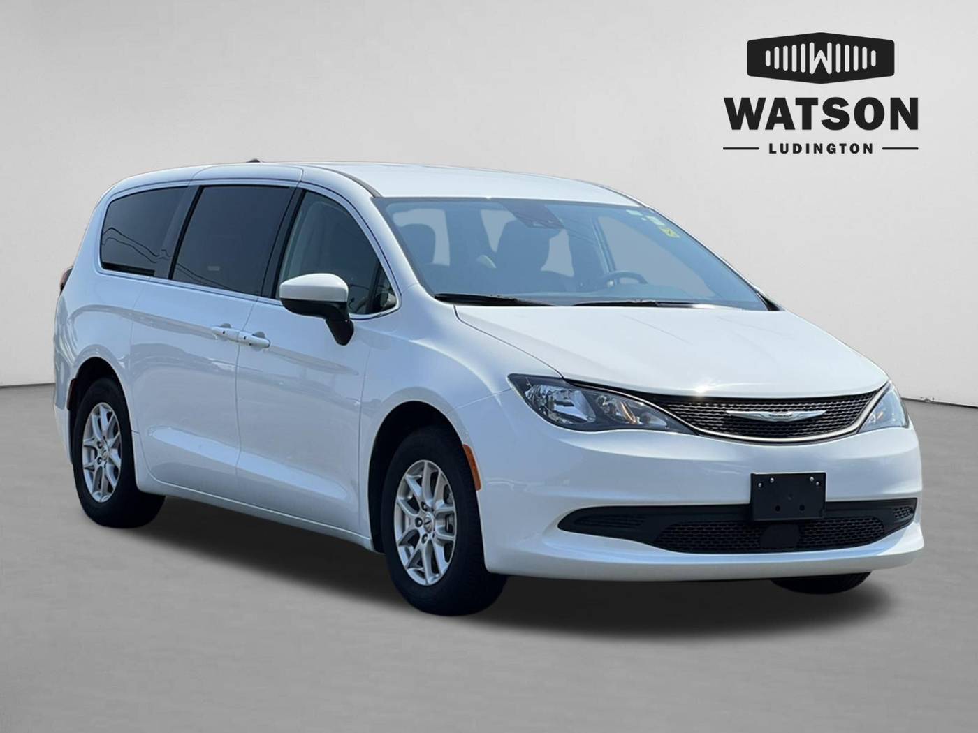 2023 Chrysler Voyager LX — Minivan — 56,550 mi — Ludington, MI
