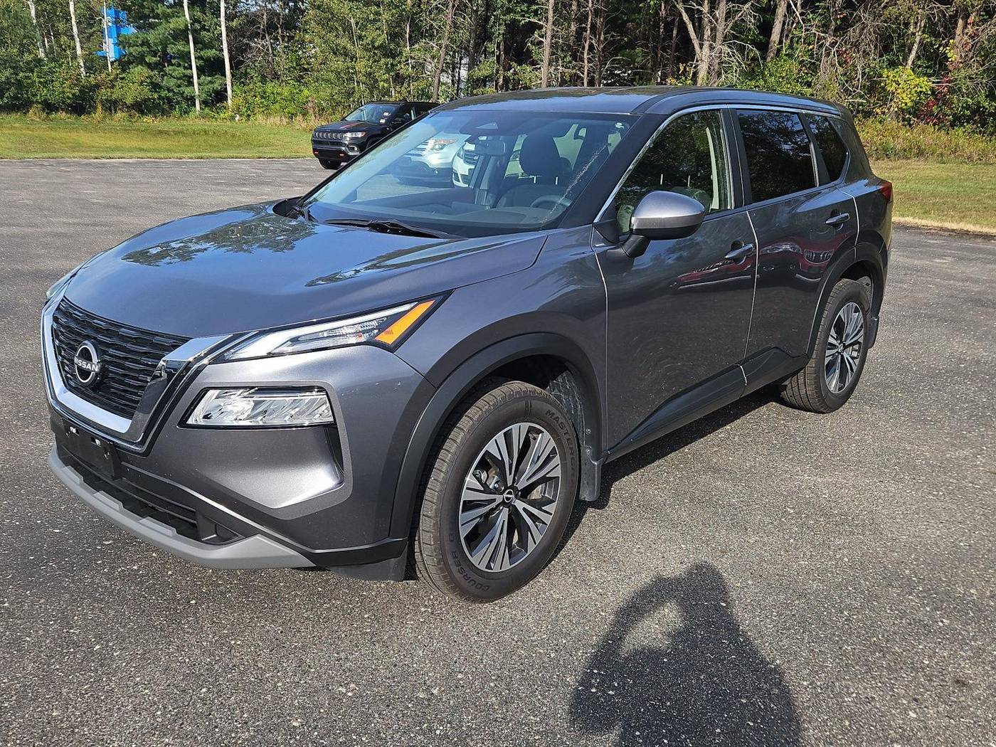 2023 Nissan Rogue SV — SUV — 12,029 mi — Ludington, MI
