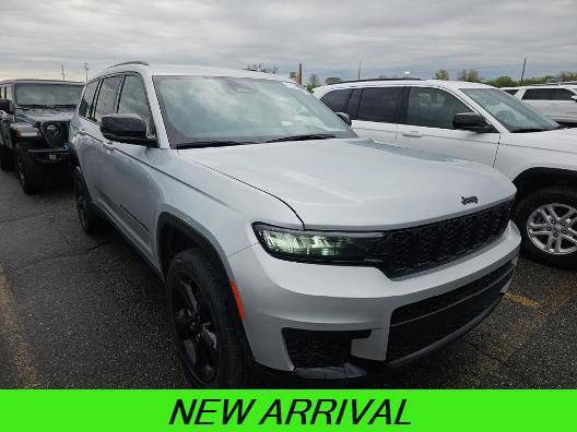 2022 Jeep Grand Cherokee Altitude — SUV — 35,585 mi — Ludington, MI