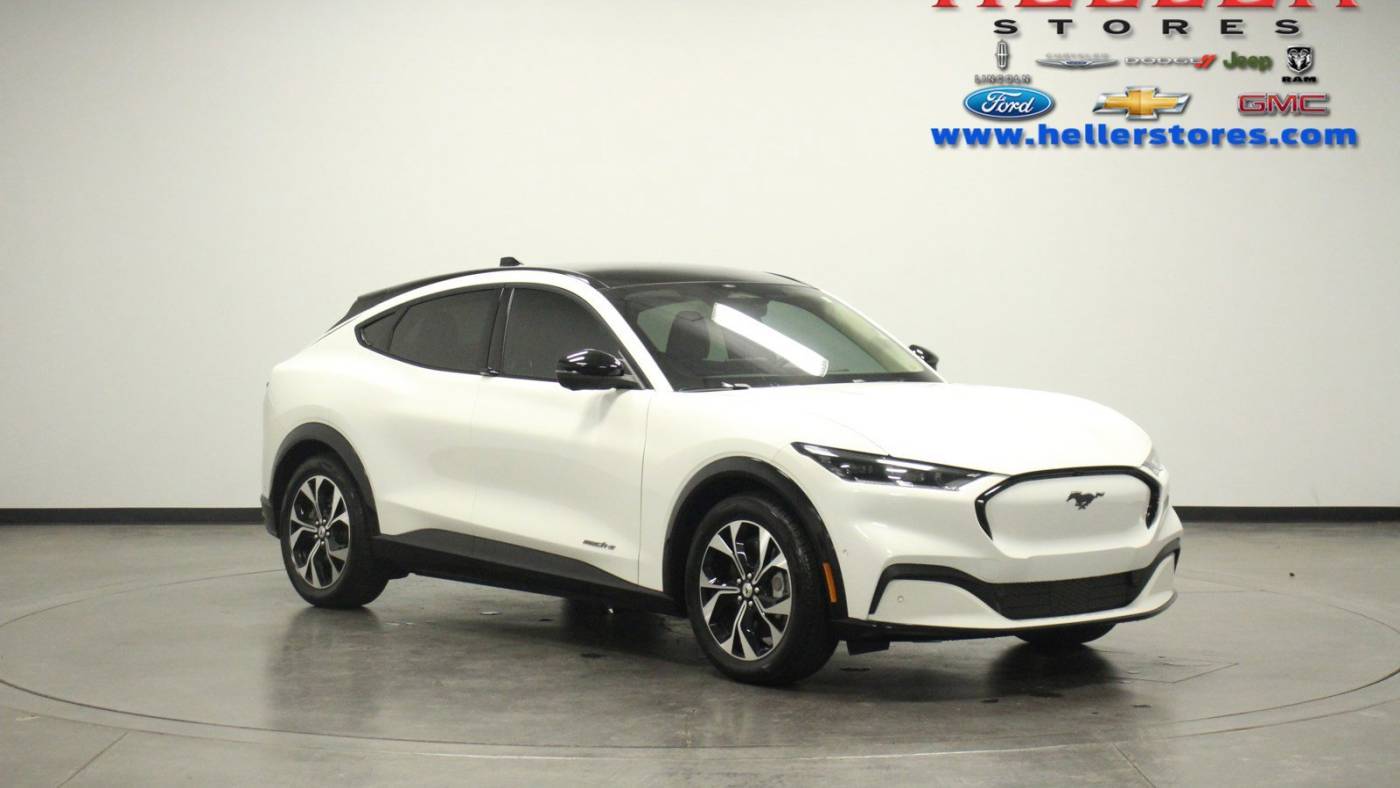 2023 Ford Mustang Mach-E Premium — SUV — 31,248 mi — Pontiac, IL