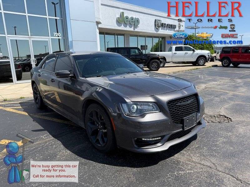 2022 Chrysler 300 Touring L — Sedan — 49,097 mi — Pontiac, IL