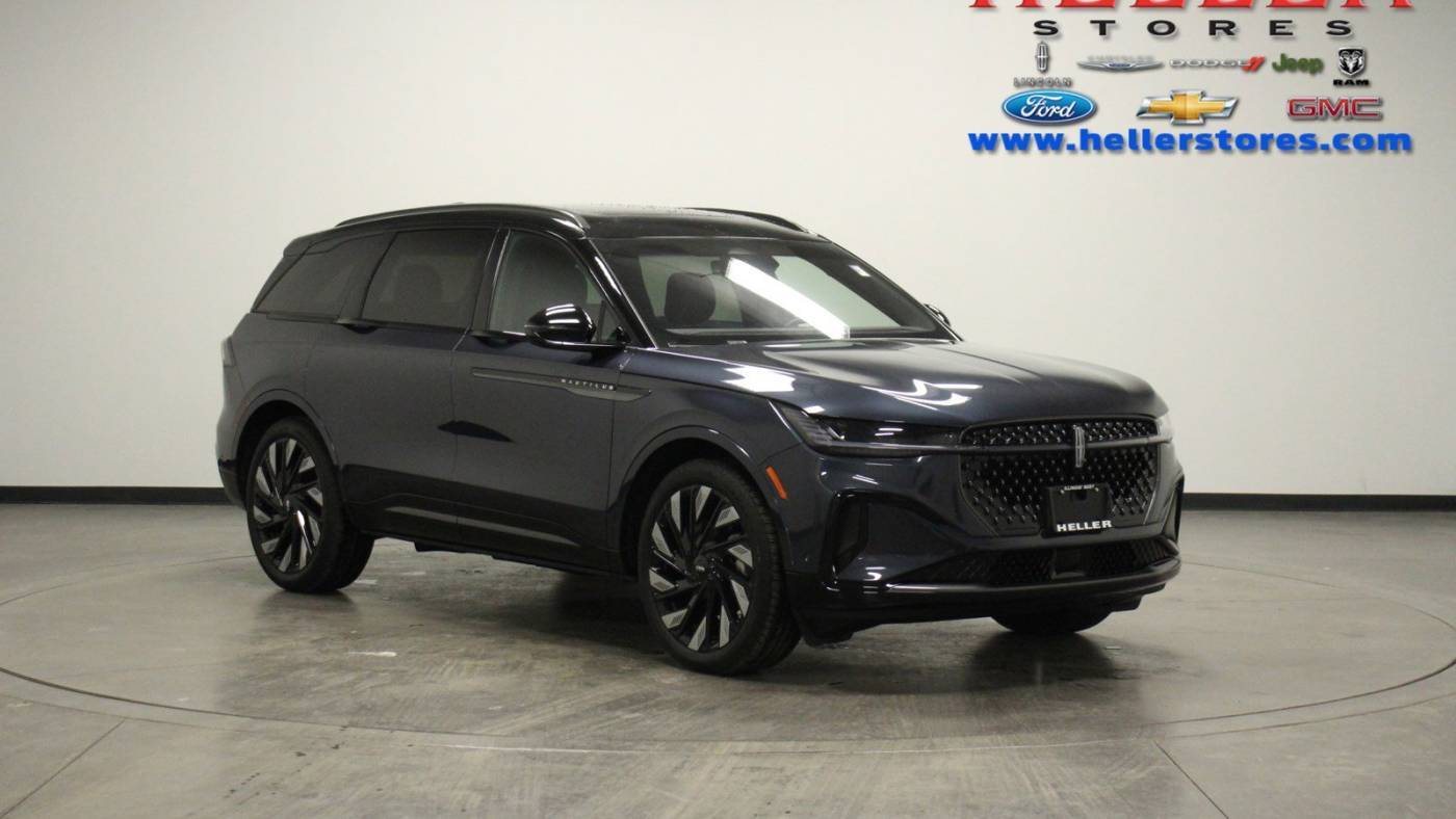 2024 Lincoln Nautilus Reserve — SUV — 3,723 mi — Pontiac, IL