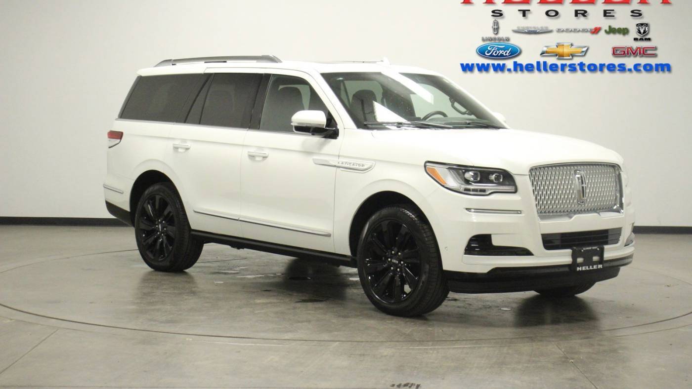 2023 Lincoln Navigator Reserve — SUV — 4,852 mi — Pontiac, IL