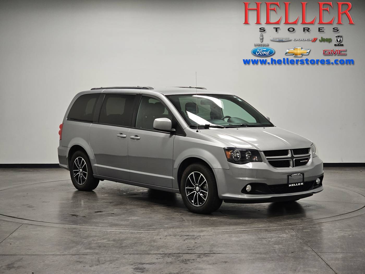 2019 Dodge Grand Caravan GT — Minivan — 98,501 mi — Pontiac, IL