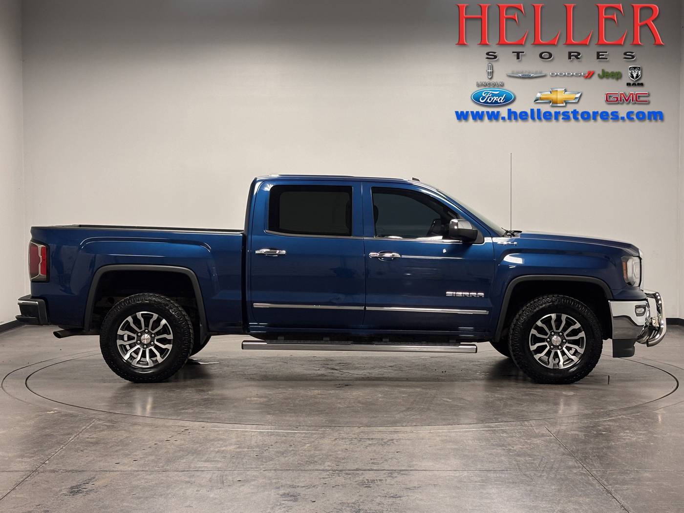 2017 GMC Sierra 1500 SLT — Pickup Truck — 134,942 mi — Pontiac, IL