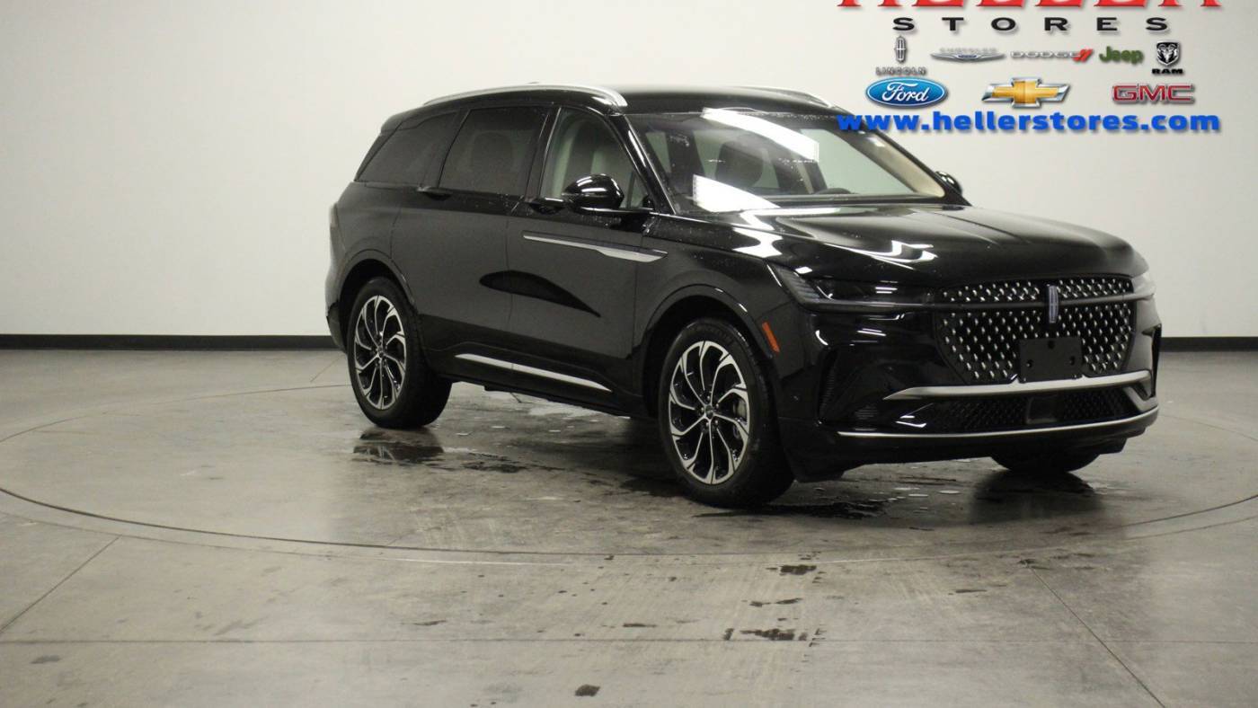 2024 Lincoln Nautilus Reserve — SUV — 1,293 mi — Pontiac, IL