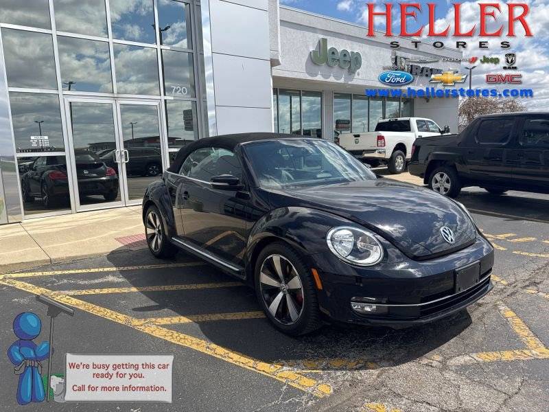 2013 Volkswagen Beetle Turbo — Convertible — 70,871 mi — Pontiac, IL