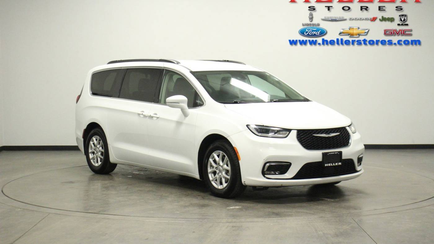 2022 Chrysler Pacifica Touring L — Minivan — 73,953 mi — Pontiac, IL