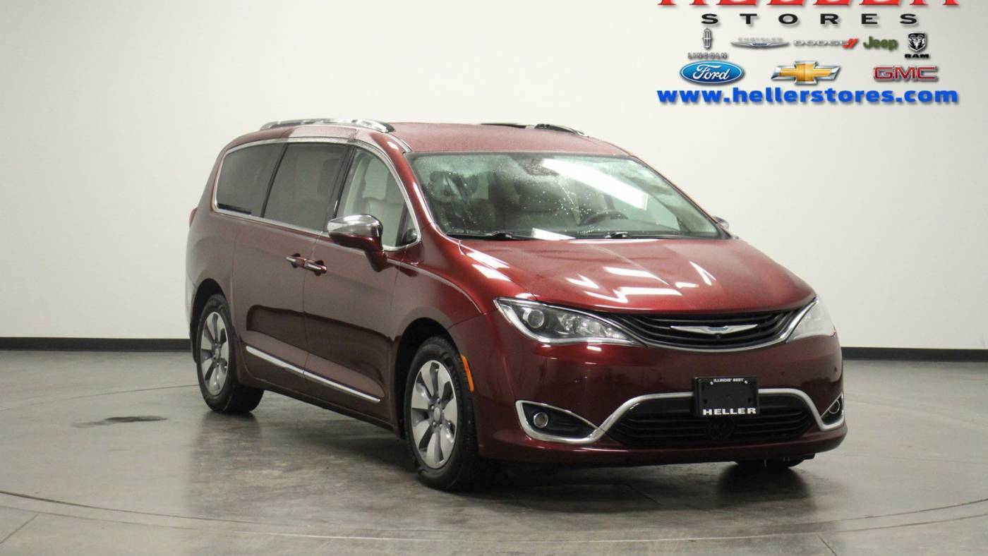 2018 Chrysler Pacifica Hybrid Limited — Minivan — 151,333 mi — Pontiac, IL