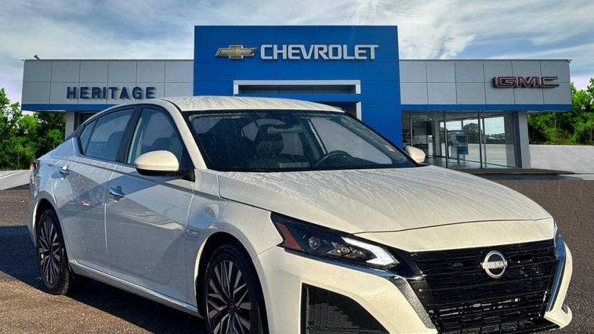 2023 Nissan Altima SV — Sedan — 37,865 mi — Lawrenceburg, TN