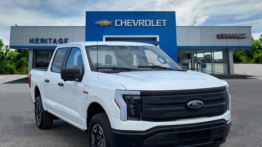 2023 Ford F-150 Lightning Pro — Pickup Truck — 19,295 mi — Lawrenceburg, TN
