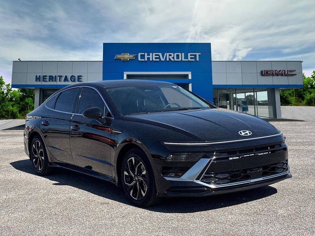 2024 Hyundai Sonata SEL — Sedan — 13,966 mi — Lawrenceburg, TN