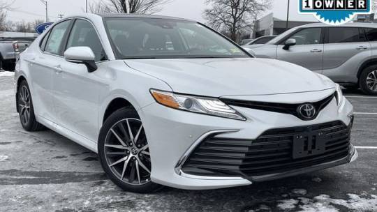 2023 Toyota Camry XLE — Sedan — 13,759 mi — Burlington, VT