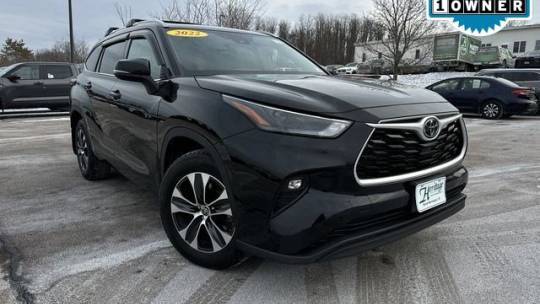 2022 Toyota Highlander XLE — SUV — 44,842 mi — Burlington, VT