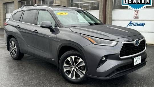 2021 Toyota Highlander Hybrid XLE — SUV — 98,665 mi — Burlington, VT