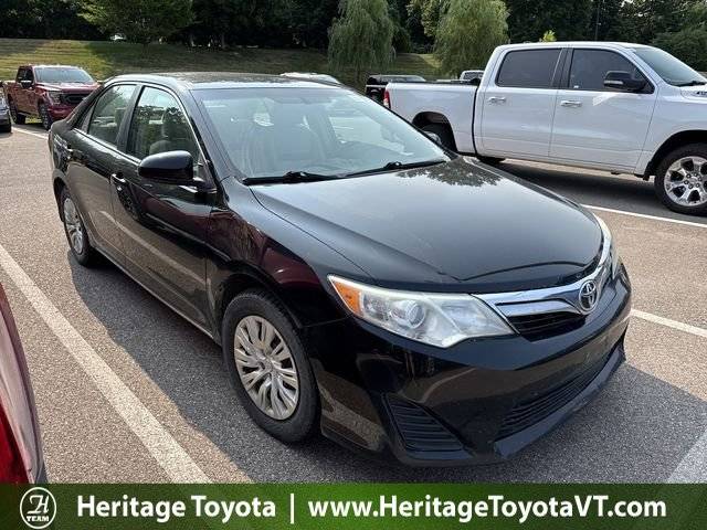 2014 Toyota Camry LE — Sedan — 121,382 mi — Burlington, VT