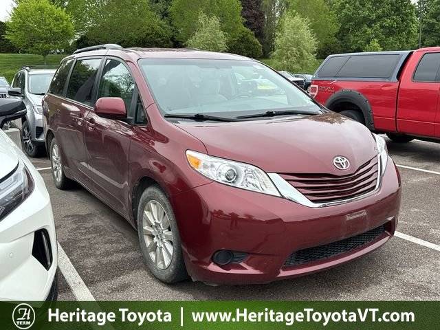 2015 Toyota Sienna LE — Minivan — 97,135 mi — Burlington, VT