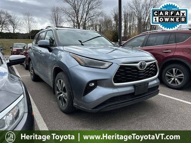 2022 Toyota Highlander XLE — SUV — 30,947 mi — Burlington, VT