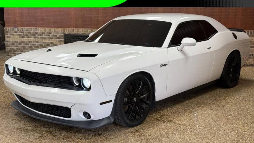 2016 Dodge Challenger SXT — Coupe — 100,049 mi — Pensacola, FL